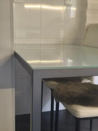 Mesa cocina cristal y 2 sillas