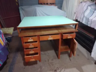 Mesa de trabajo arquitecto madera de haya.