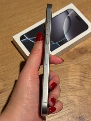 iPhone 16 Pro Max 256GB Blanco Titanio