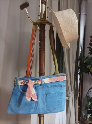 Bolso vaquero de hombro con rayas