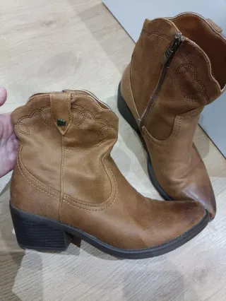 Botas Mustang Marrones Talla 40