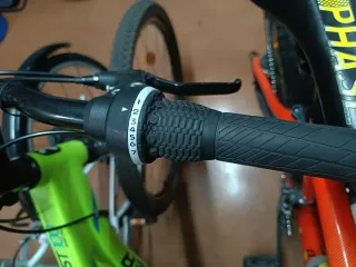 Bicicleta Rockrider ST100 27.5 Aluminio