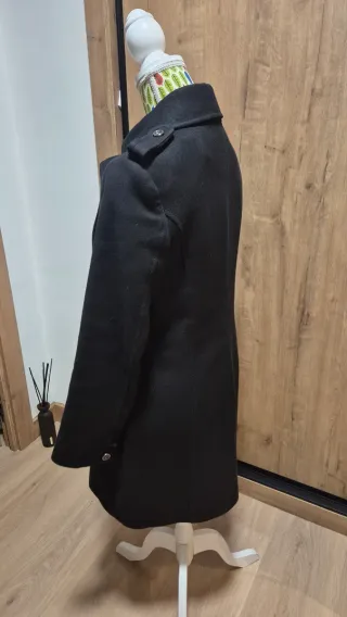 Abrigo Mango Negro Doble Botonadura