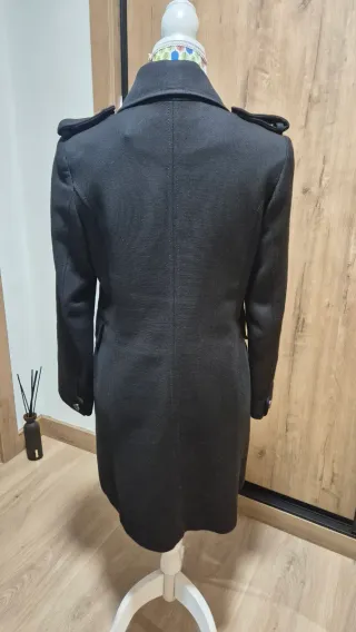 Abrigo Mango Negro Doble Botonadura