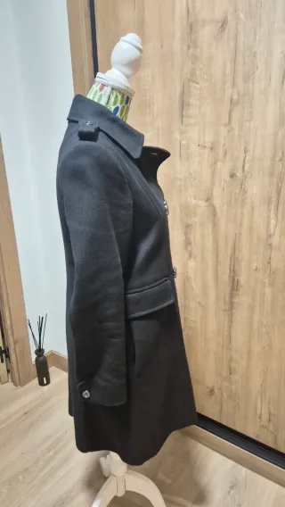 Abrigo Mango Negro Doble Botonadura