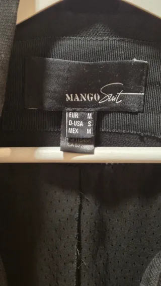 Abrigo Mango Negro Doble Botonadura