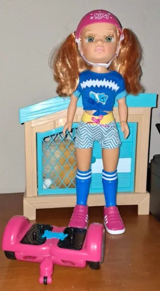 Nancy con Hoverboard y Accesorios
