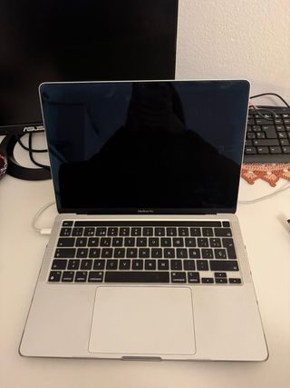 MacBook Pro 8GB 13 M1 2020 Plata