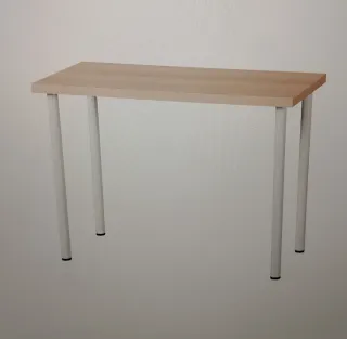 Mesa efecto roble beige patas blancas