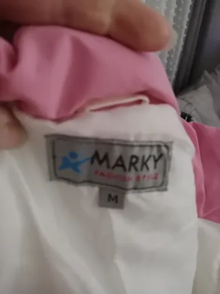 Chaquetón blanco y rosa