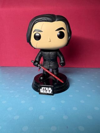 Funko Pop Star Wars Kylo Ren con Caja