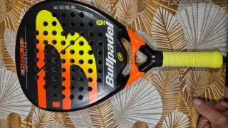 Pala de pádel Bullpadel Junior