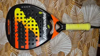 Pala de pádel Bullpadel Junior