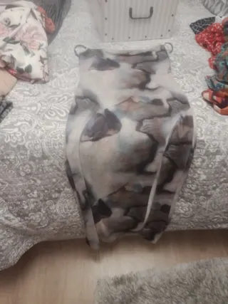 Vestido largo rosa con volantes