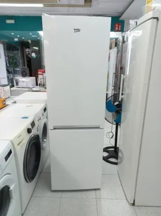 ◇Nevera Beko 185.centímetros◇