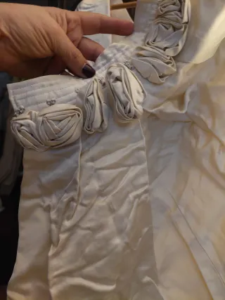 Precioso vestido de Novia con Cola