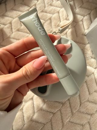 Monedero, funda iphone 16pro max, gloss Rhode Gris