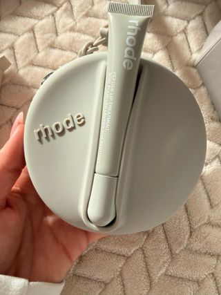 Monedero, funda iphone 16pro max, gloss Rhode Gris