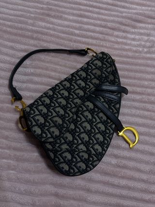 Bolso Negro y Dorado