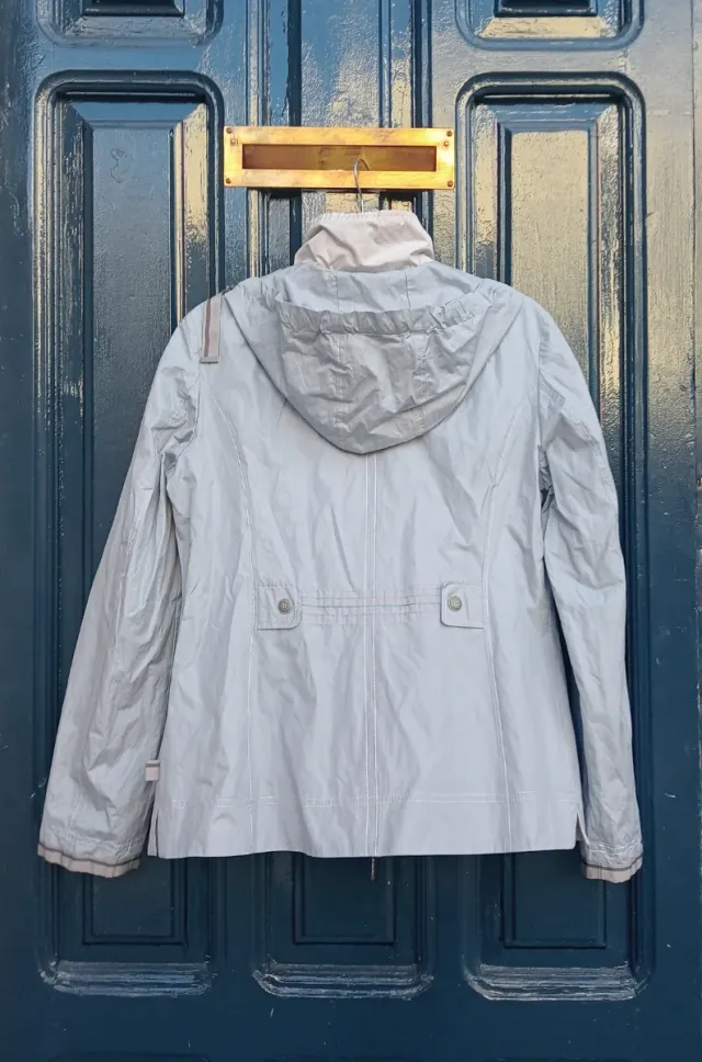 Chaqueta cortavientos azul mujer, de gama premium