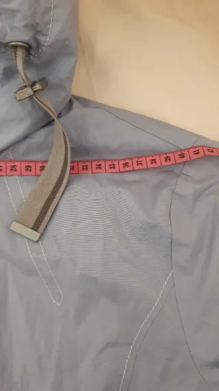 Chaqueta cortavientos azul mujer, de gama premium