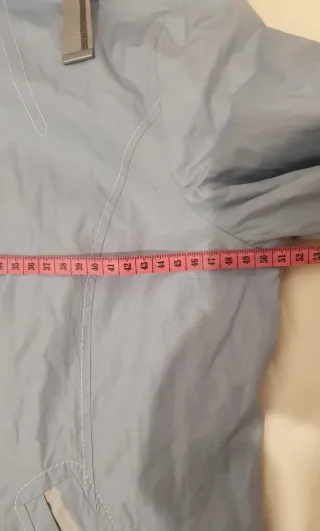 Chaqueta cortavientos azul mujer, de gama premium