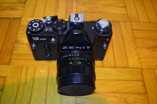 Cámara Zenit 12XP Analógica + Flash