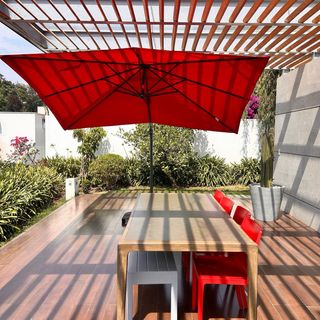 Mesa de terraza para exterior o interior.