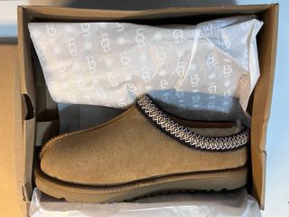 UGG Tasman Talla 44/45 Unisex, son talla 45.