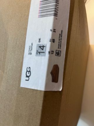 UGG Tasman Talla 44/45 Unisex, son talla 45.