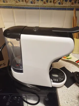 Cafetera Nespresso Essenza Mini Krups