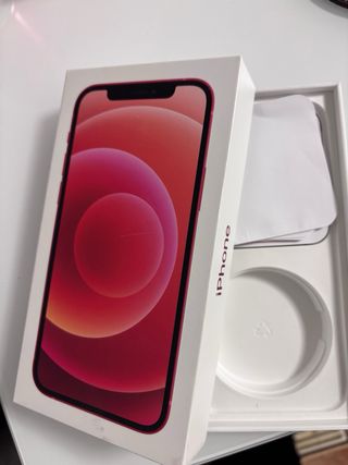 iPhone 12 Rojo Con 1 carcasas y 1 cargador