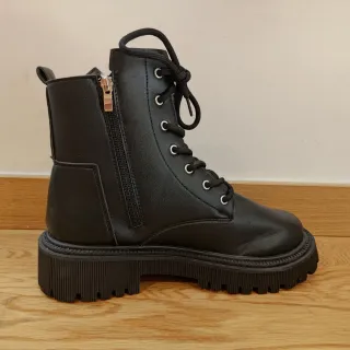 Botas de piel negras talla 40