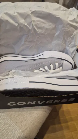 Converse grises talla 37.5