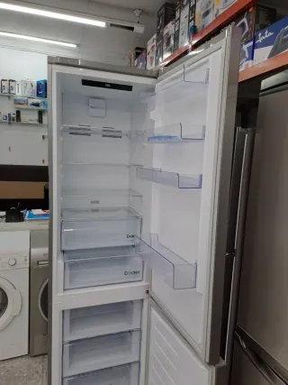 ◇Nevera Beko 2.centímetros◇