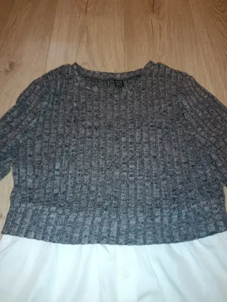 Top Shein gris con blusa blanca Talla L