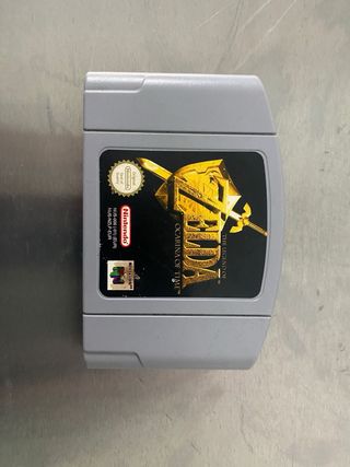 Nintendo 64 con 4 controller e 2 giochi