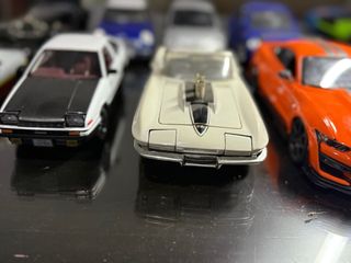 Coches a escala 1/18