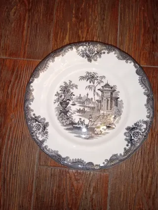 Plato Cartuja Diseño Clásico