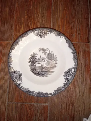 Plato Cartuja Diseño Clásico