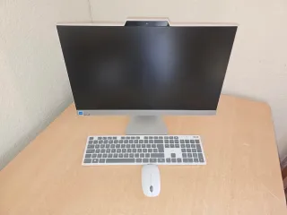 Ordenador de mesa ASUS blanco