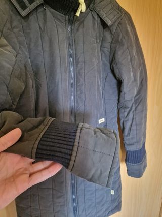 Abrigo acolchado Khujo gris