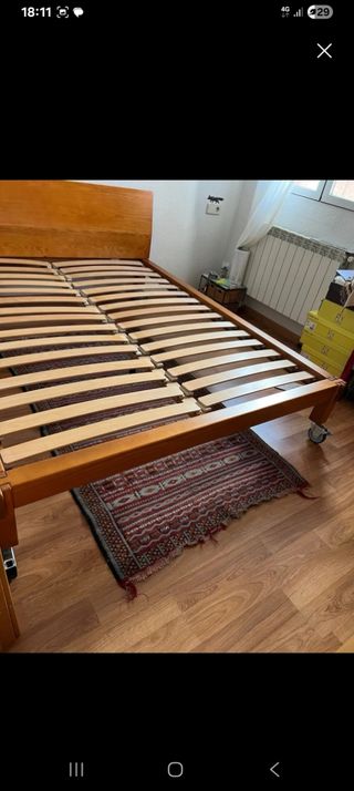 Cama de madera