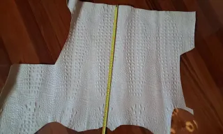 Retal piel grabado cocodrilo beige