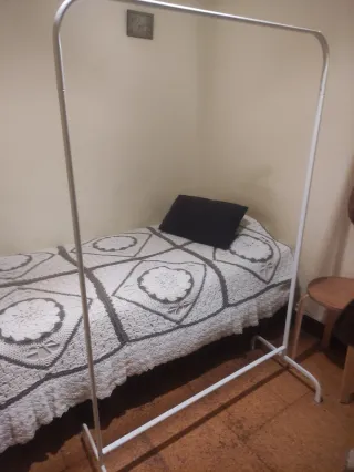 Appendiabiti in metallo bianco Ikea