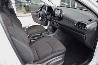 Hyundai i30+Navegacion+Camara trasera+Carplay+USB