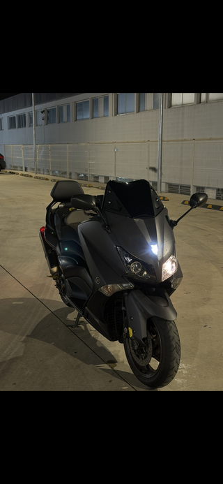 Yamaha Tmax 530
