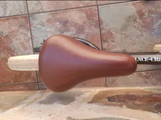 Bicicleta de equilibrio Btwin con freno