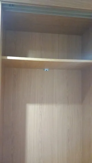 Armario de madera. Escucho oferta