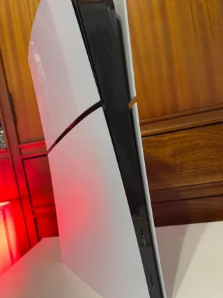 PlayStation 5 Slim Digital Blanca